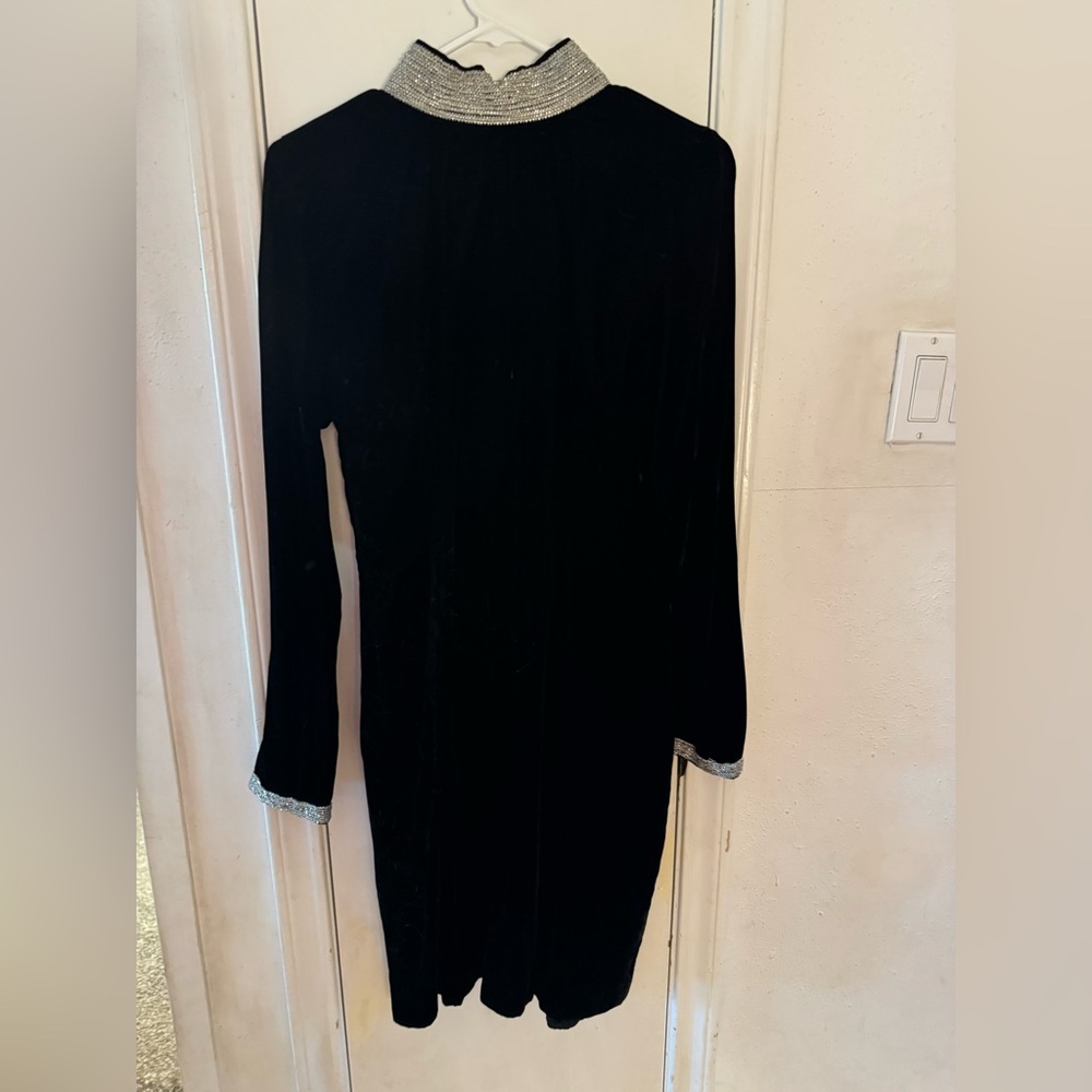 Vintage Black Velvet and sequin cocktail dress xs/sm